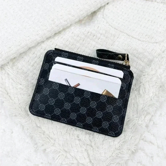 ⚠️Clearance Black Patterned Zipper Cardholder / Wallet - Picture 4 of 4